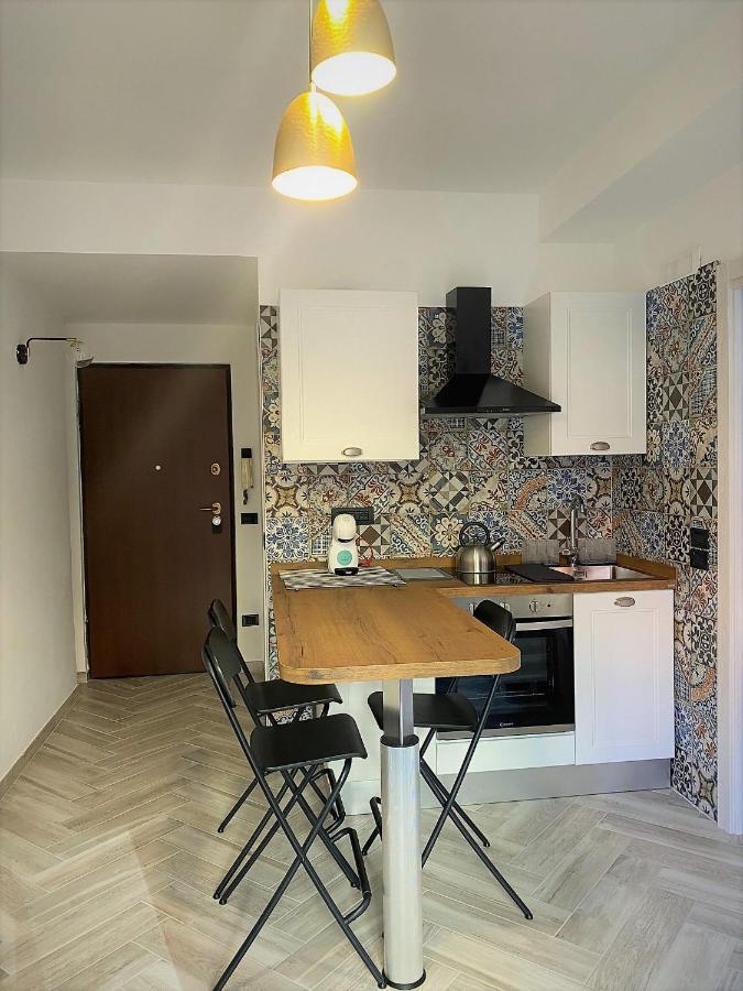 Chiarilu Casa Vacanze Салерно Екстериор снимка